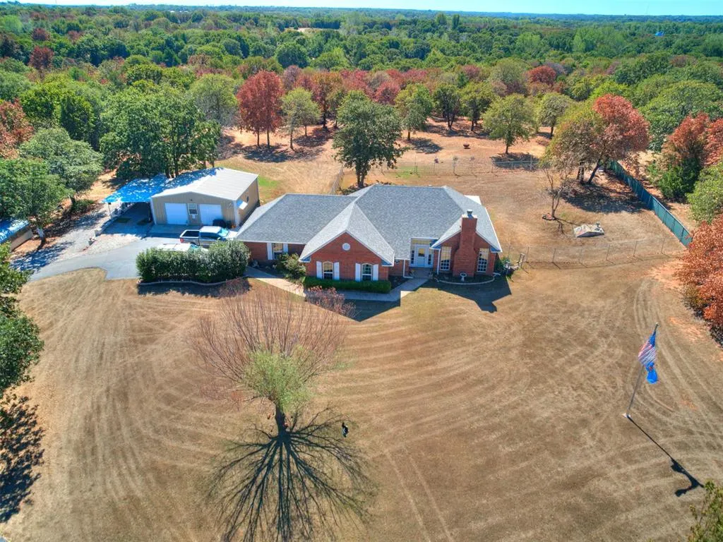 Photo 13 — 9950 E Boyd Street, Norman, OK 73026