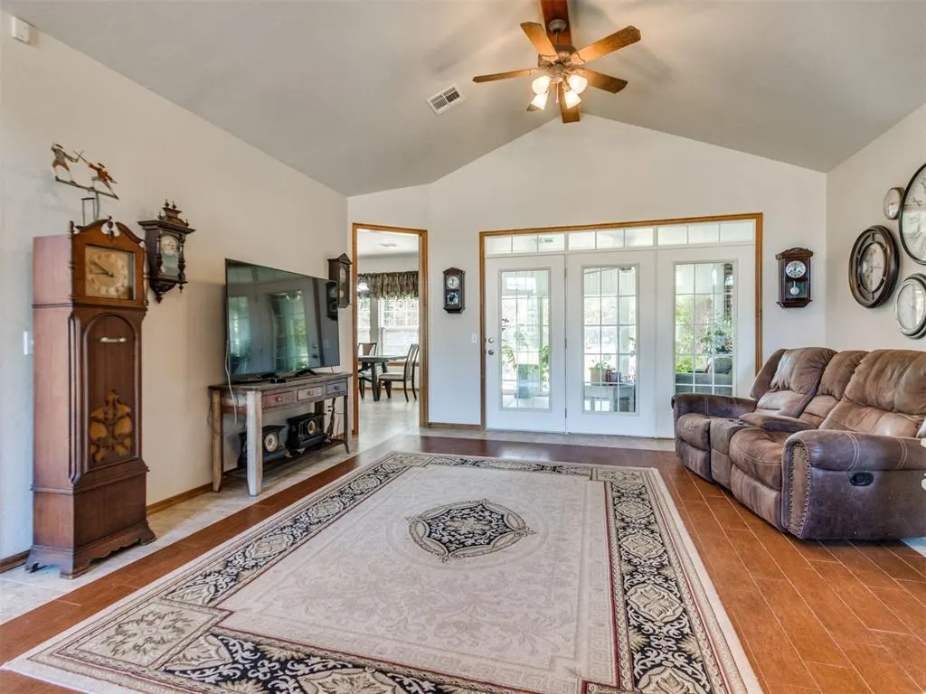 Photo 15 — 9950 E Boyd Street, Norman, OK 73026