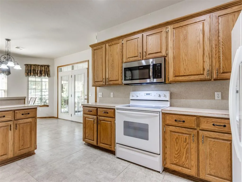 Photo 24 — 9950 E Boyd Street, Norman, OK 73026