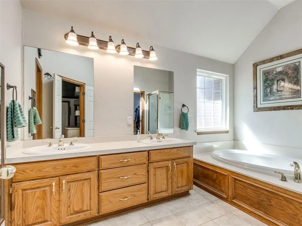 Photo 28 — 9950 E Boyd Street, Norman, OK 73026