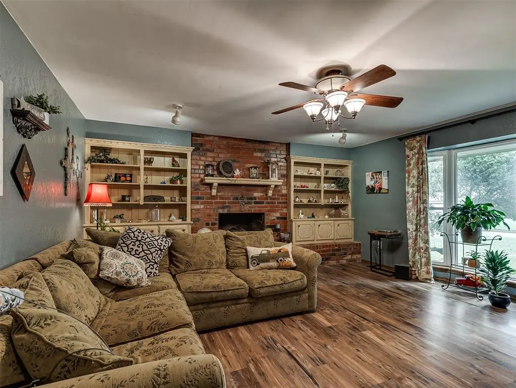 Photo 6 — 2336 Appleway Street, Edmond, OK 73013