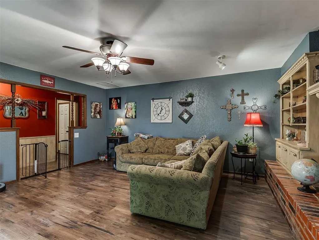 Photo 11 — 2336 Appleway Street, Edmond, OK 73013