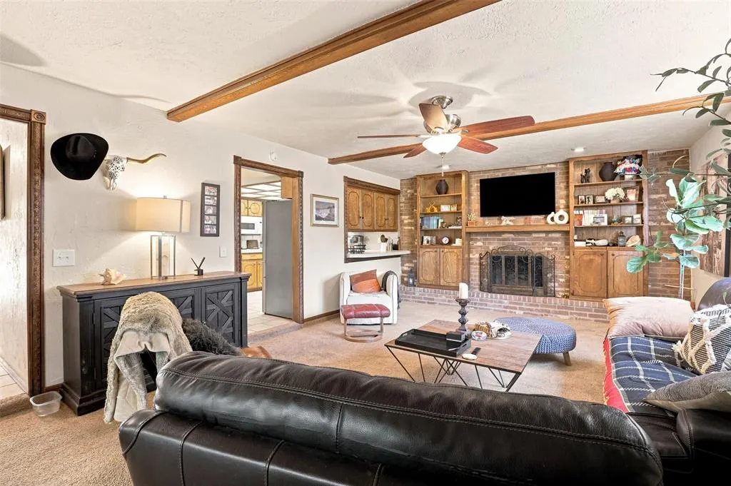 Photo 17 — 900 John F Kroutil Drive, Yukon, OK 73099