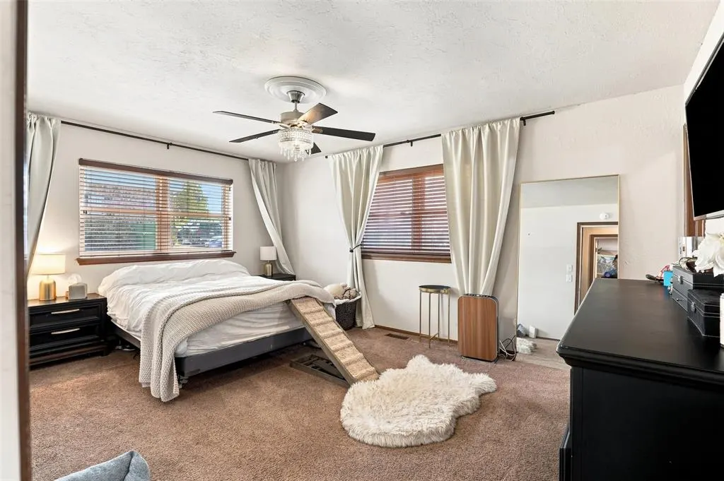 Photo 24 — 900 John F Kroutil Drive, Yukon, OK 73099