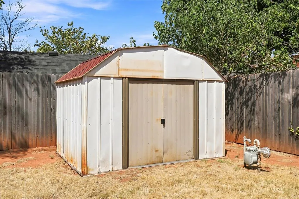 Photo 42 — 900 John F Kroutil Drive, Yukon, OK 73099