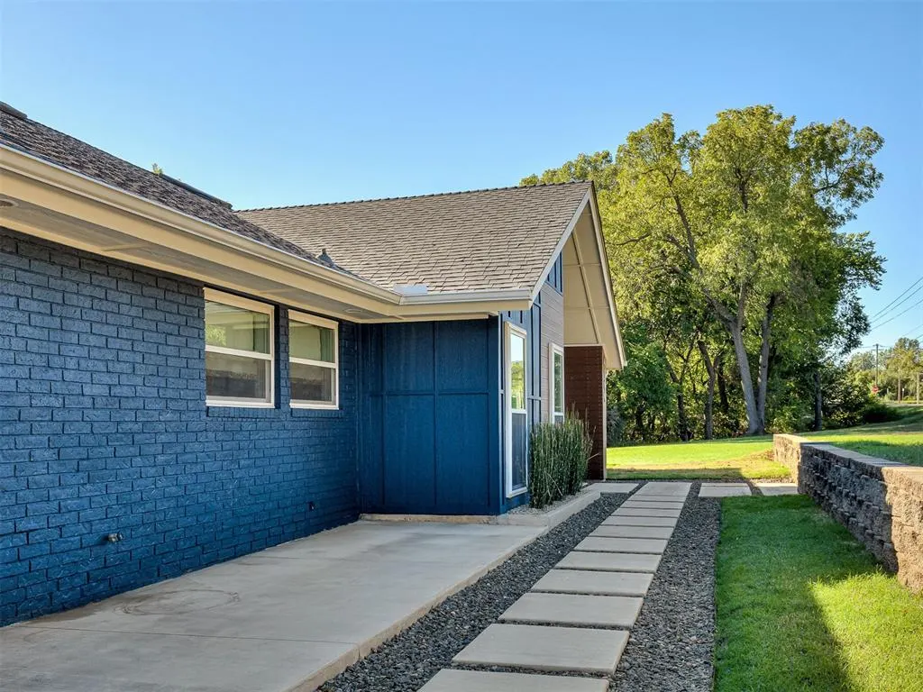 Photo 4 — 4100 N Bryant Avenue, Edmond, OK 73034