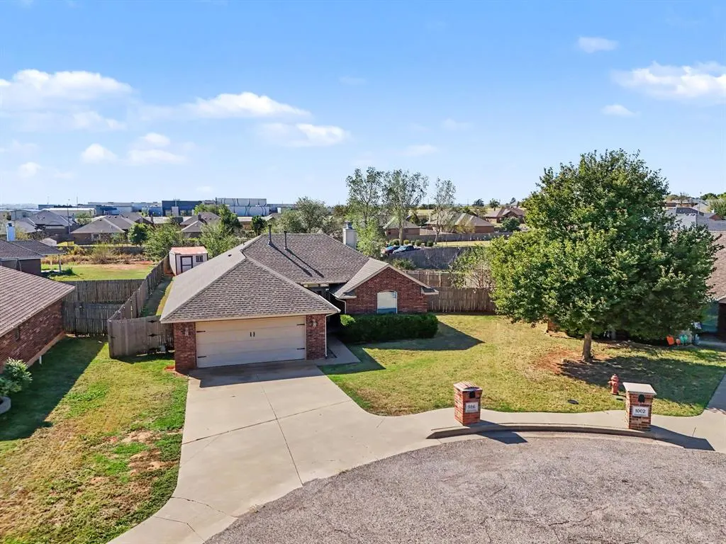Photo 3 — 986 Olde Town Drive, Piedmont, OK 73078