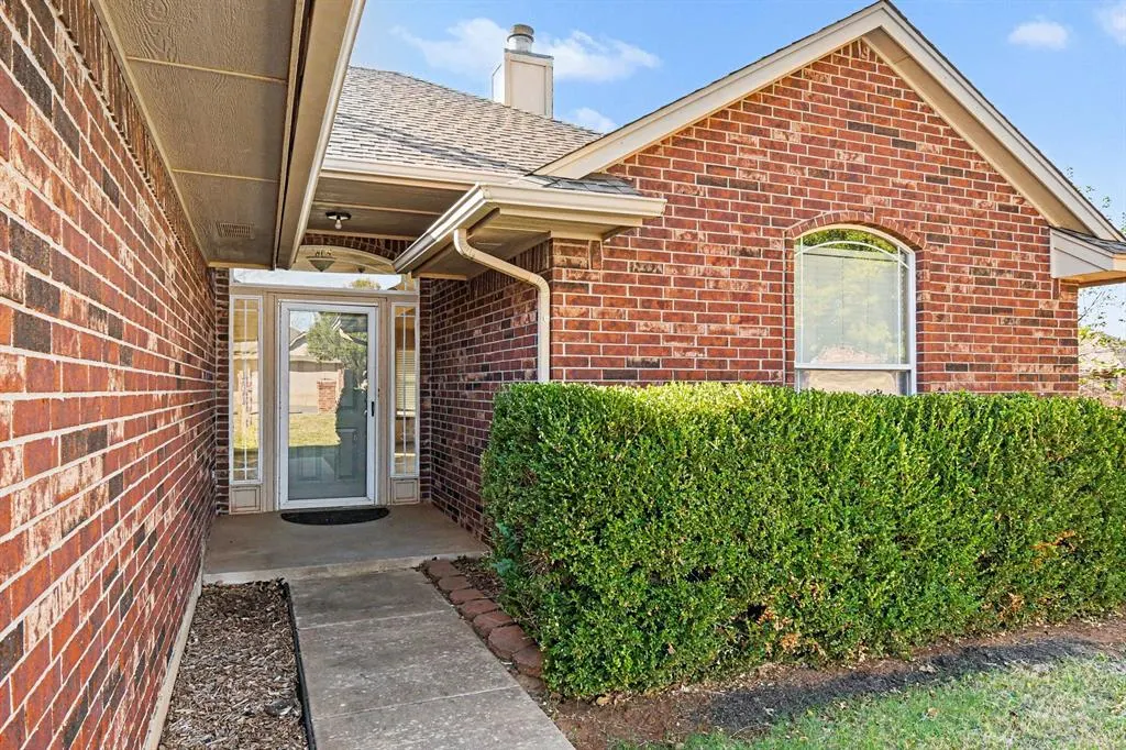 Photo 5 — 986 Olde Town Drive, Piedmont, OK 73078