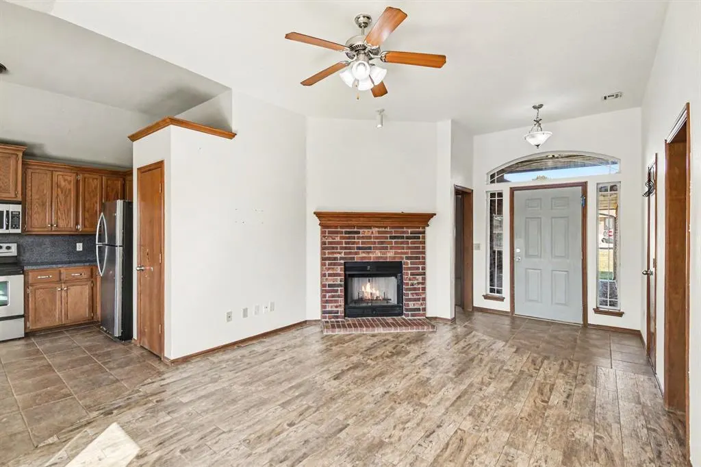 Photo 6 — 986 Olde Town Drive, Piedmont, OK 73078