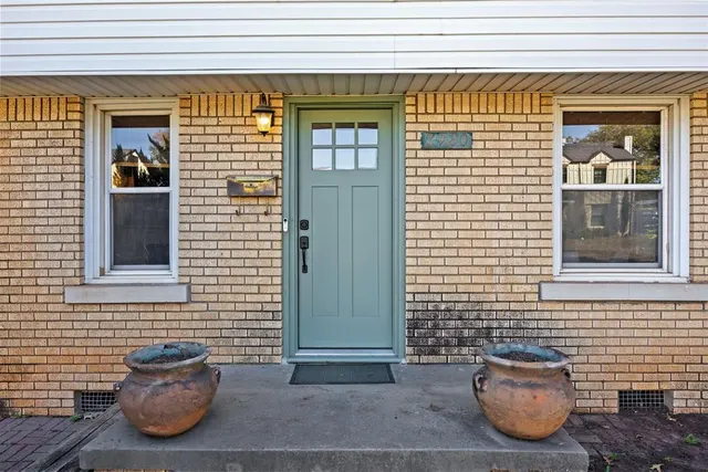 Photo 2 — 2920 Cummings Drive, Oklahoma City, OK 73107