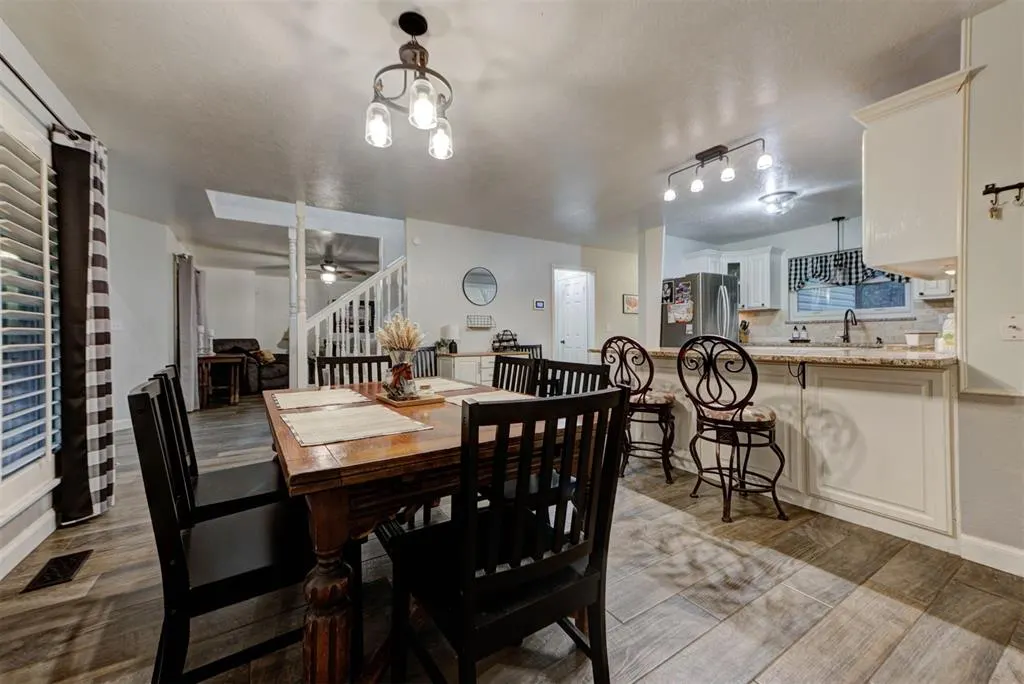 Photo 7 — 319 E Cedar Drive, Tuttle, OK 73089