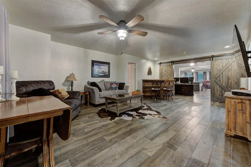 Photo 15 — 319 E Cedar Drive, Tuttle, OK 73089