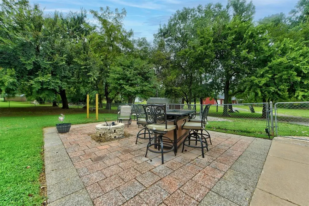 Photo 33 — 319 E Cedar Drive, Tuttle, OK 73089