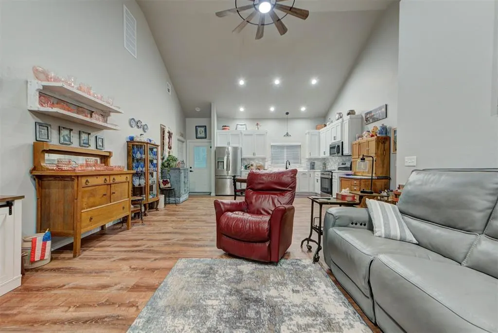Photo 39 — 319 E Cedar Drive, Tuttle, OK 73089