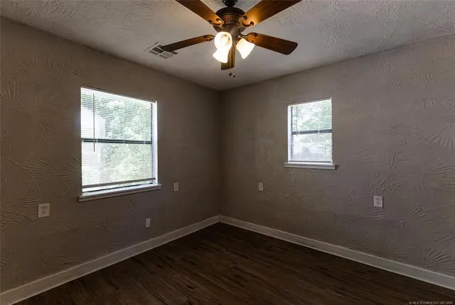 Photo 9 — 512 N Francis Street, Ada, OK 74820