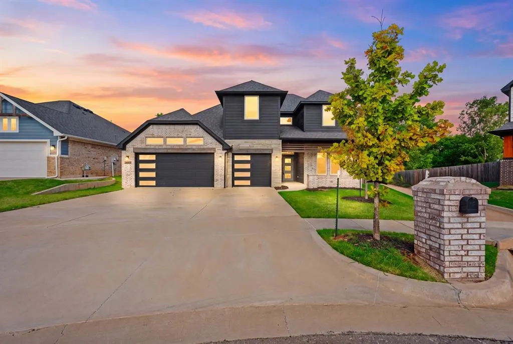 Photo 2 — 2241 NW 187th Terrace, Edmond, OK 73012