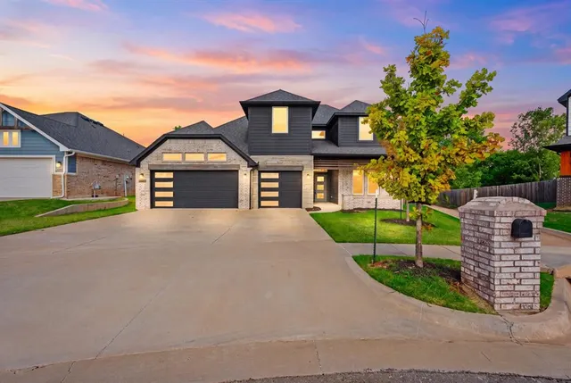 Photo 2 — 2241 NW 187th Terrace, Edmond, OK 73012