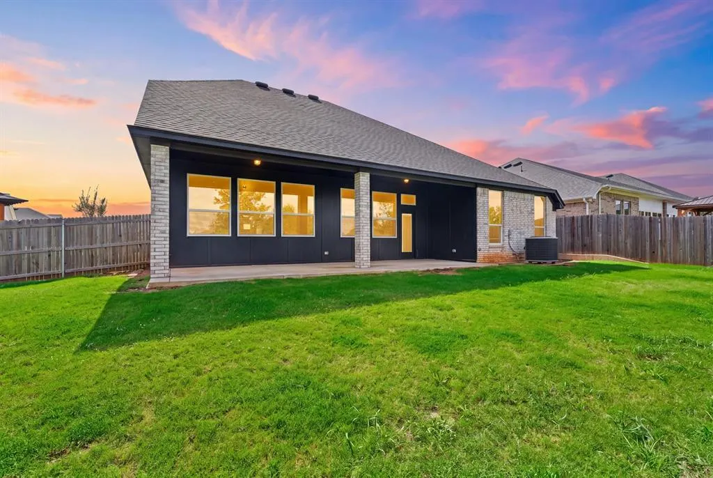 Photo 3 — 2241 NW 187th Terrace, Edmond, OK 73012
