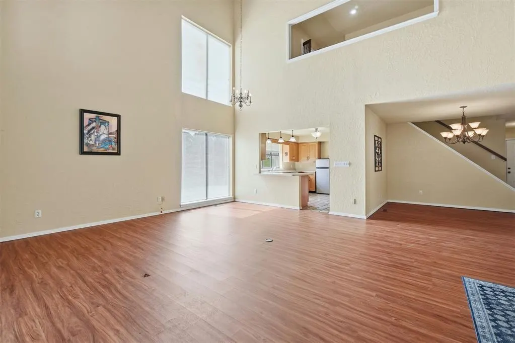 Photo 5 — 1011 Mockingbird Lane, Clinton, OK 73601