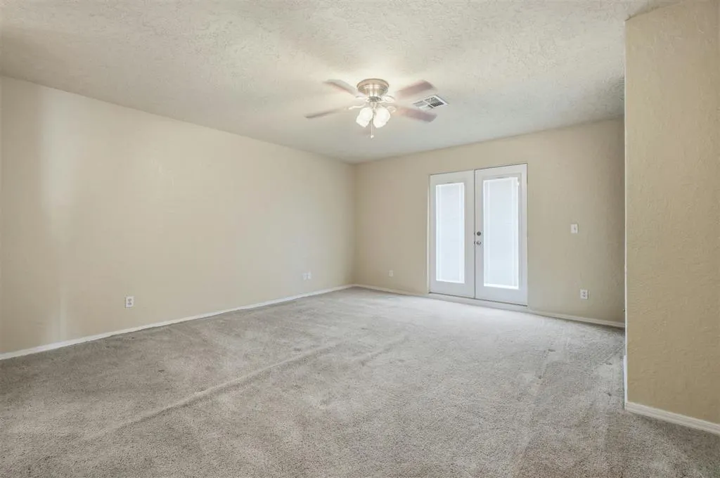 Photo 25 — 1011 Mockingbird Lane, Clinton, OK 73601