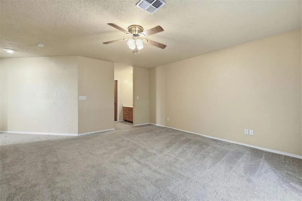 Photo 26 — 1011 Mockingbird Lane, Clinton, OK 73601