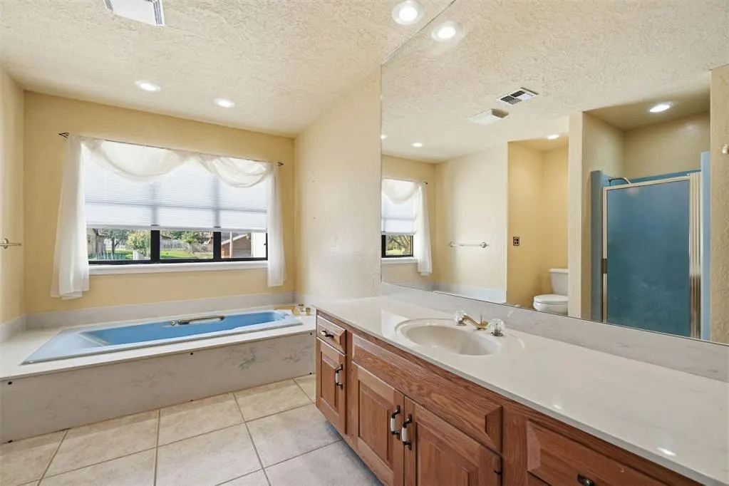 Photo 28 — 1011 Mockingbird Lane, Clinton, OK 73601