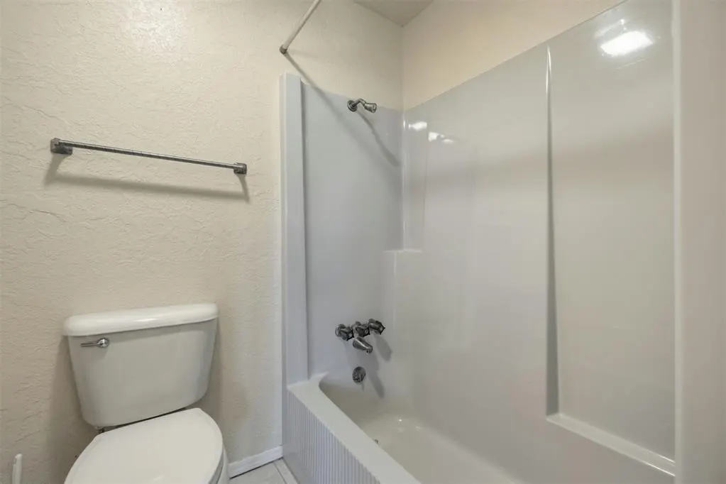 Photo 36 — 1011 Mockingbird Lane, Clinton, OK 73601