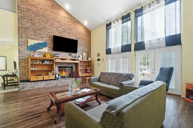 Photo 4 — 1009 Mockingbird Lane, Clinton, OK 73601