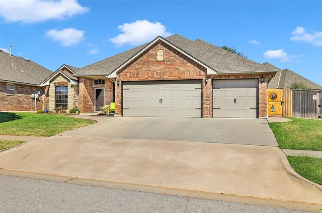 Photo 2 — 8609 NW 112th Street, Oklahoma City, OK 73162
