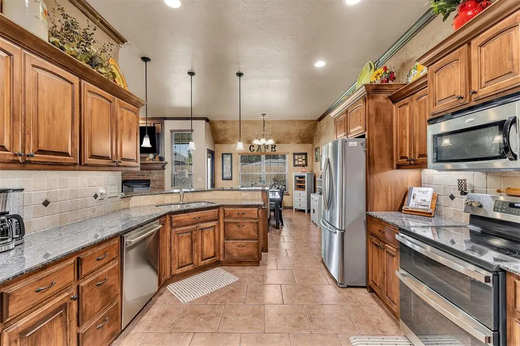 Photo 16 — 8609 NW 112th Street, Oklahoma City, OK 73162