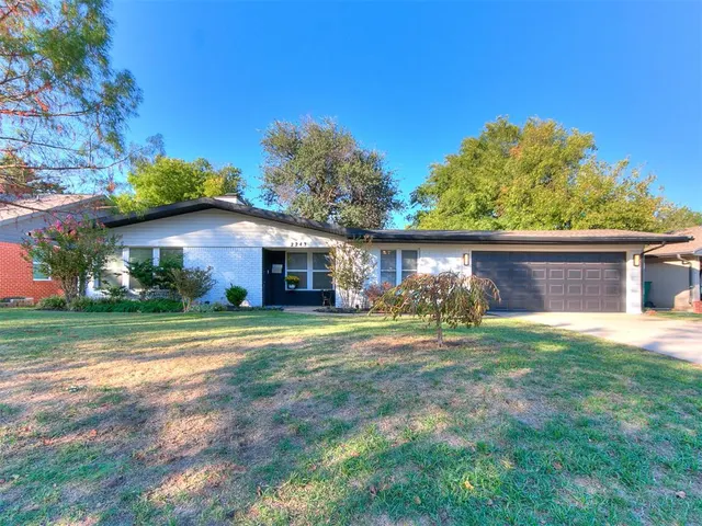Photo 3 — 2243 NW 55th Street, Oklahoma City, OK 73112