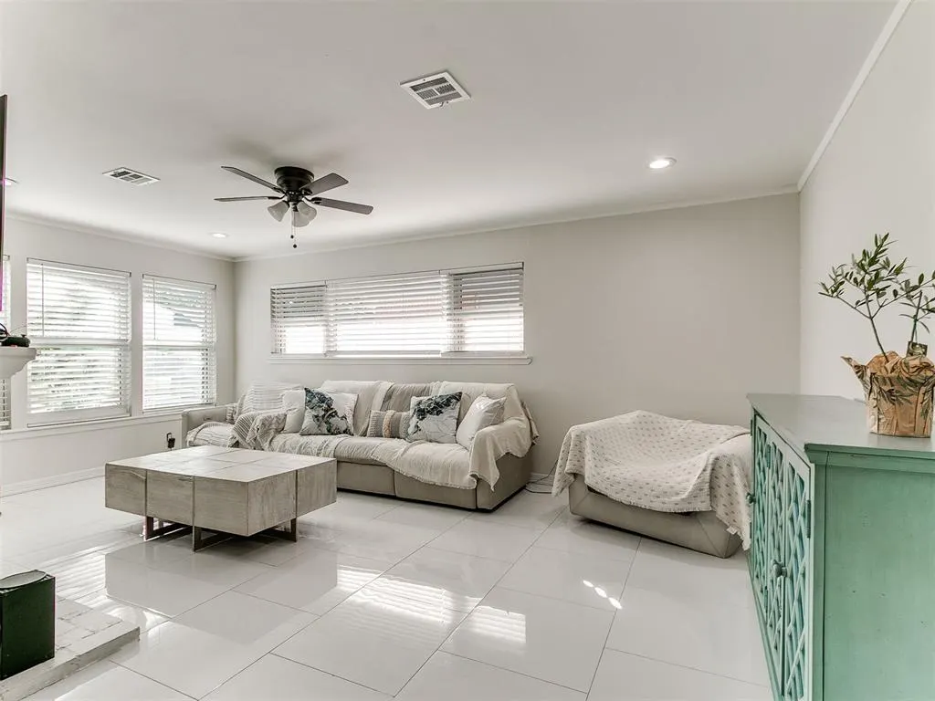 Photo 12 — 2243 NW 55th Street, Oklahoma City, OK 73112