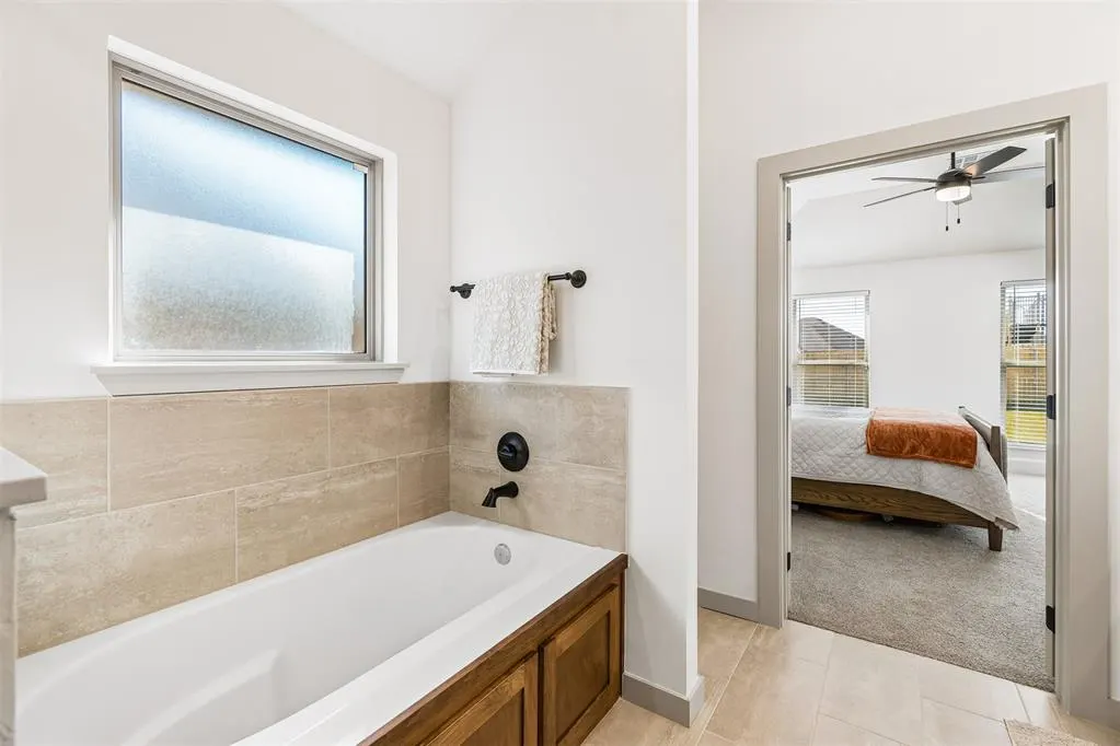 Photo 32 — 11912 NW 120th Street, Yukon, OK 73099