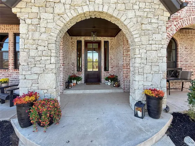 Photo 3 — 8432 NW 132nd Street, Oklahoma City, OK 73142