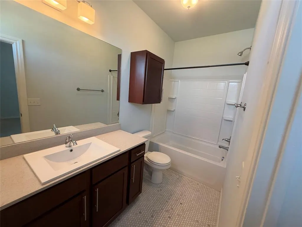 Photo 18 — 549 S Fretz Avenue, Edmond, OK 73003