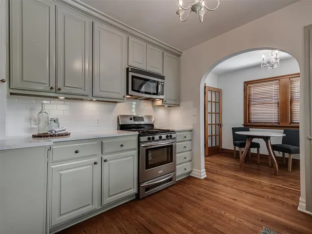 Photo 8 — 217 Edgemere Court, Oklahoma City, OK 73118