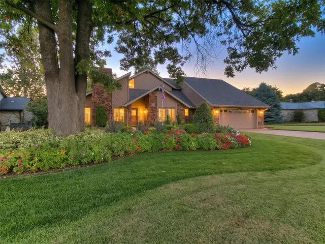 Photo 2 — 1713 Eagle Drive, Edmond, OK 73034