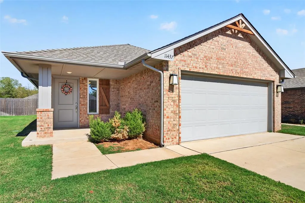 Photo 2 — 11437 SW 12th Street, Yukon, OK 73099