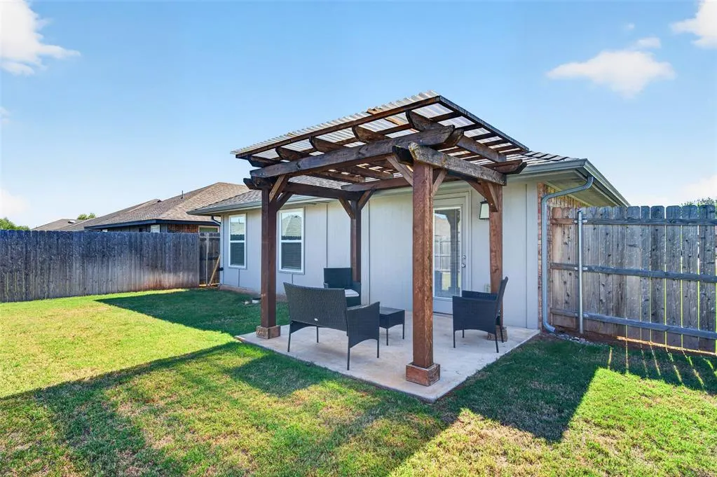 Photo 25 — 11437 SW 12th Street, Yukon, OK 73099