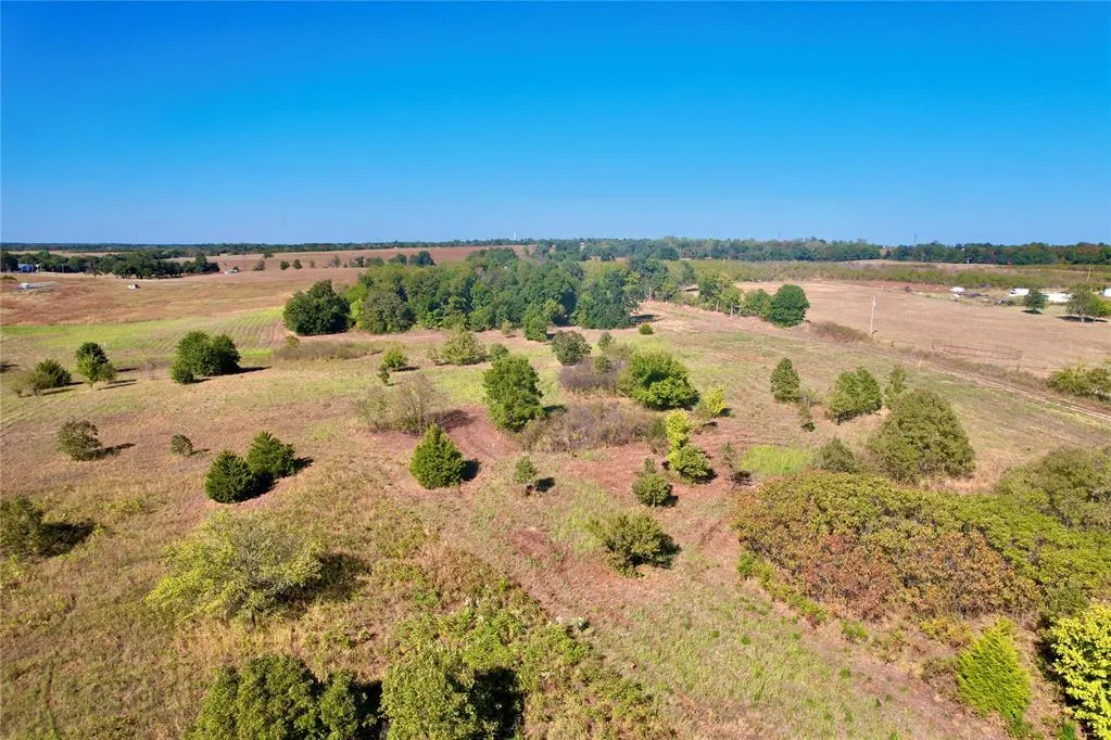 Photo 9 — 0005 NE 50th Street, Harrah, OK 73045