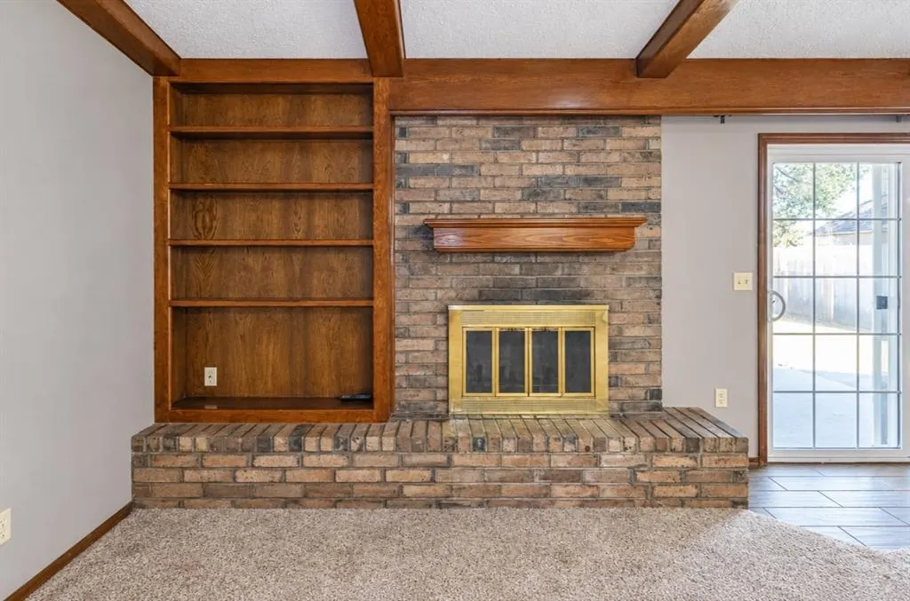 Photo 11 — 816 N Stout Circle, Moore, OK 73170