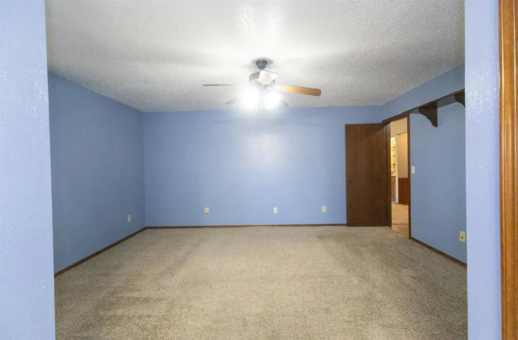 Photo 21 — 816 N Stout Circle, Moore, OK 73170