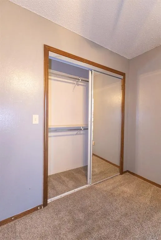 Photo 25 — 816 N Stout Circle, Moore, OK 73170