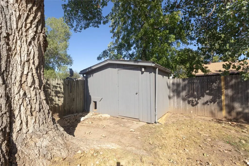 Photo 33 — 816 N Stout Circle, Moore, OK 73170