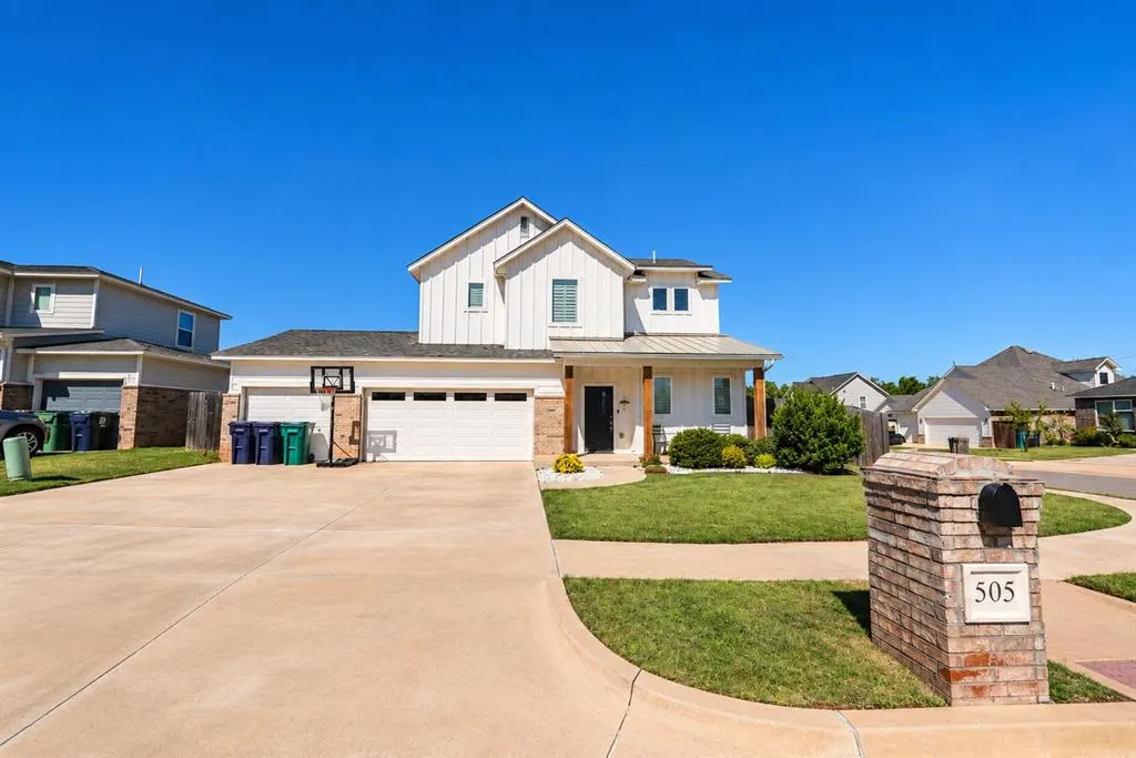 Front exterior — 505 NW 182nd Street, Edmond, OK 73012
