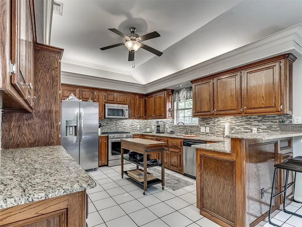 Photo 18 — 4108 Eaton Place, Edmond, OK 73034