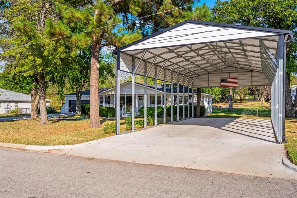 Photo 38 — 208 S Glendale Road, Midwest City, OK 73130