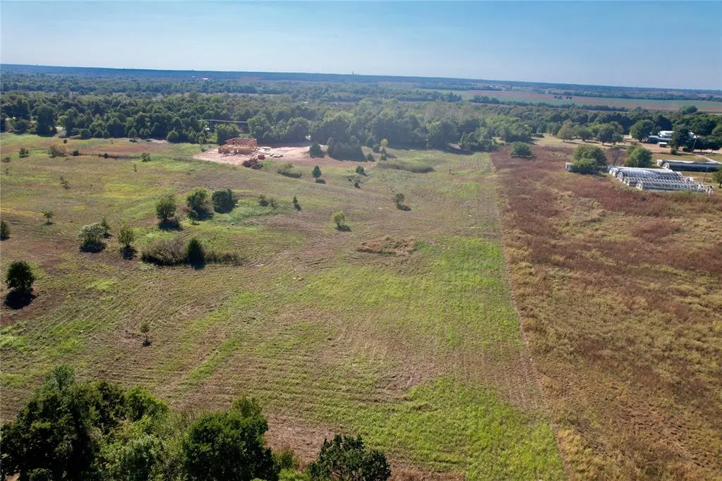 Photo 11 — 0004 N Peebly Road, Harrah, OK 73045