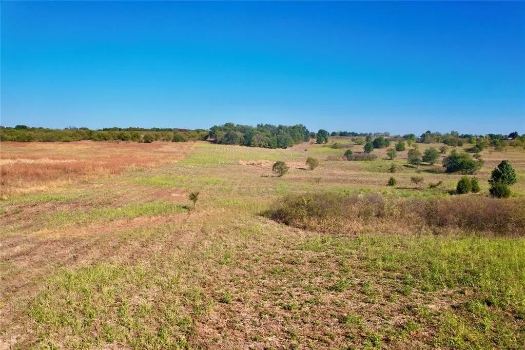 Photo 16 — 0004 N Peebly Road, Harrah, OK 73045
