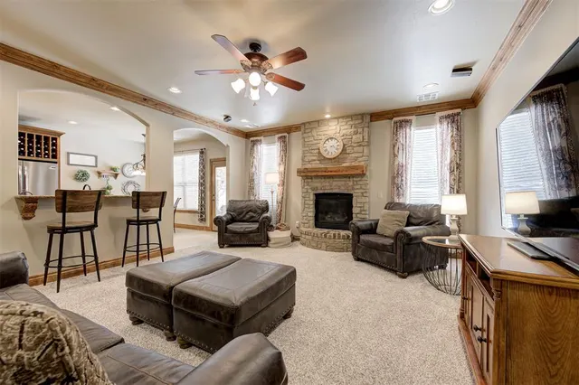 Photo 5 — 1956 Ella Court, Edmond, OK 73034